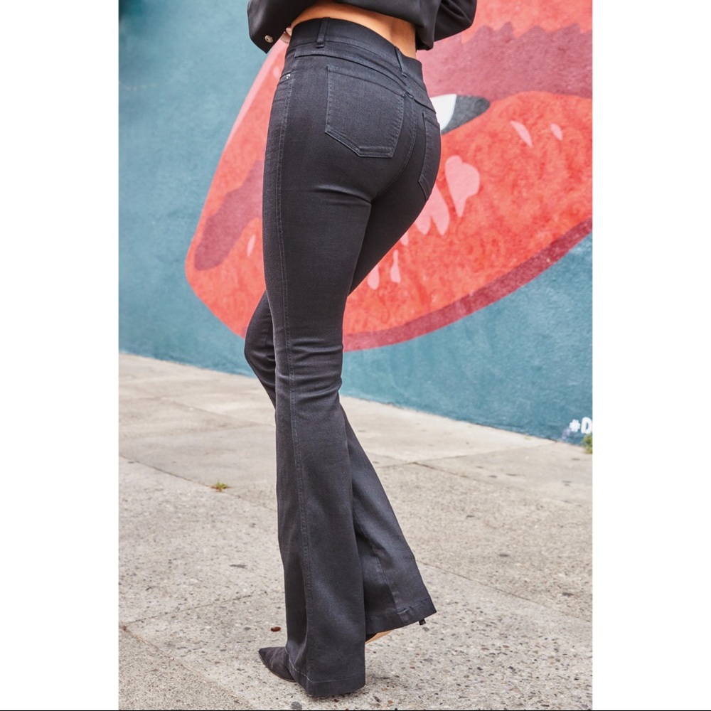 Spanx High Waisted Stretch Black Pull On Flare Jeans Raw Hem XS